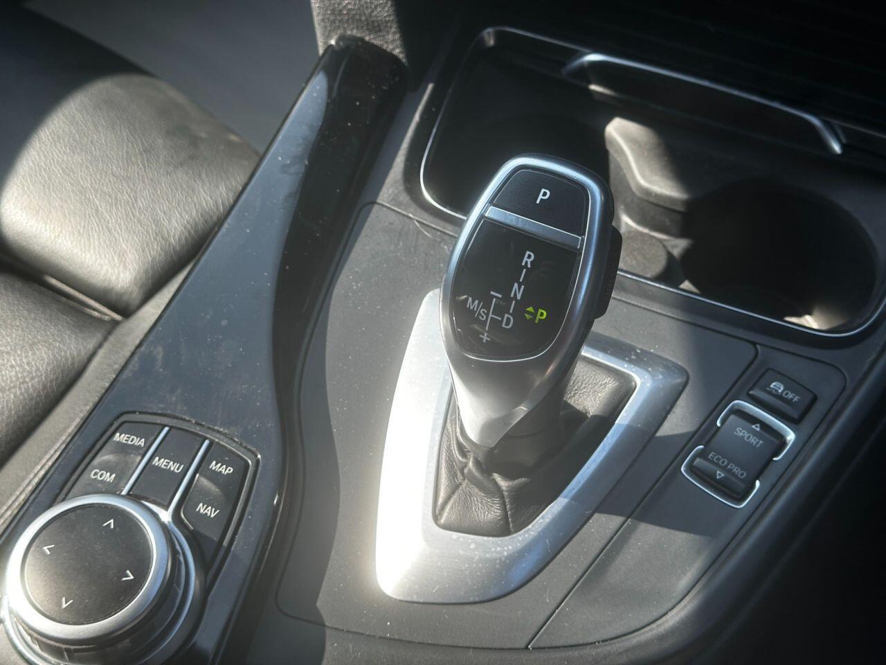 BMW 3 Series view 49