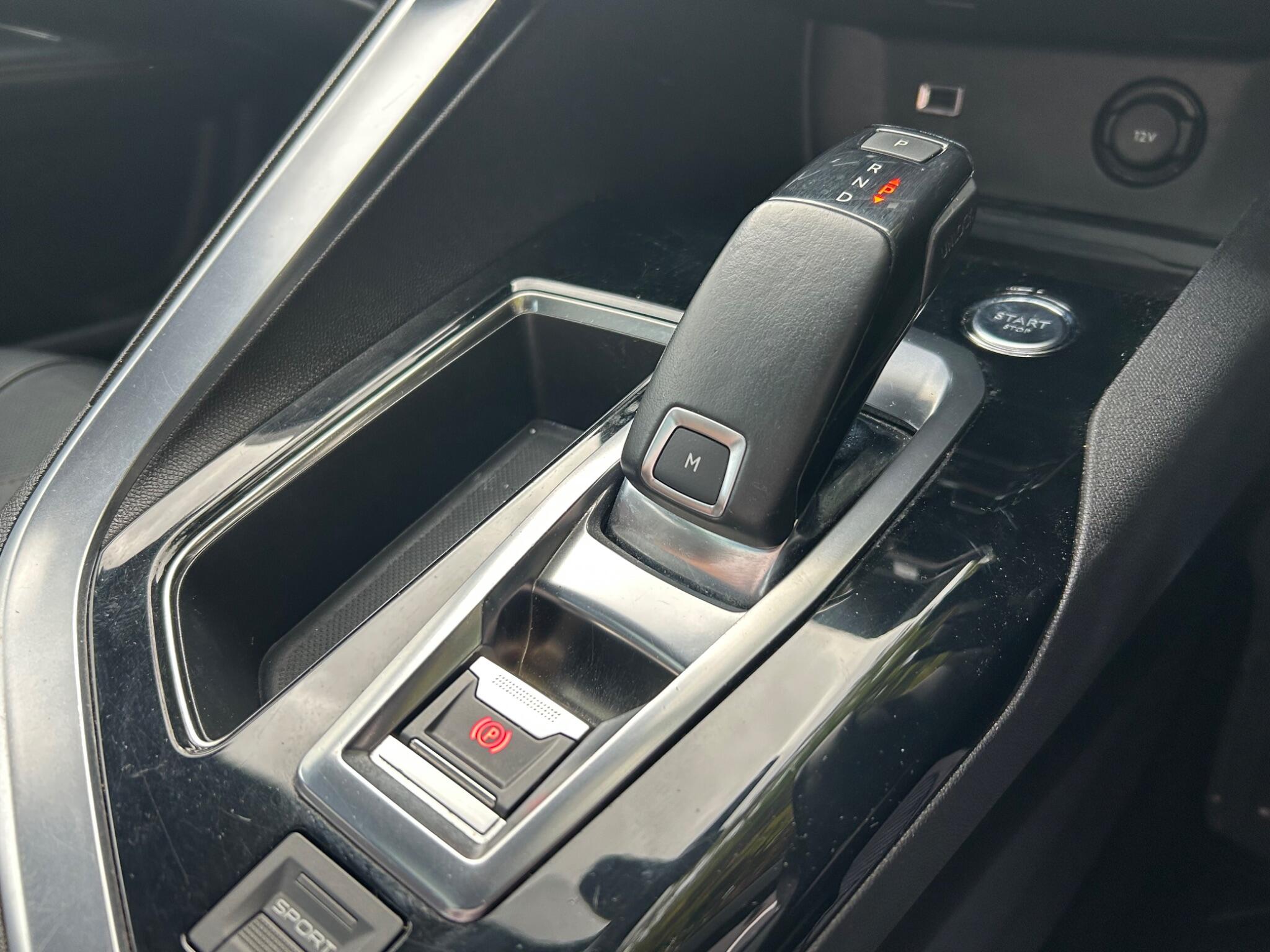 Peugeot 5008 view 21
