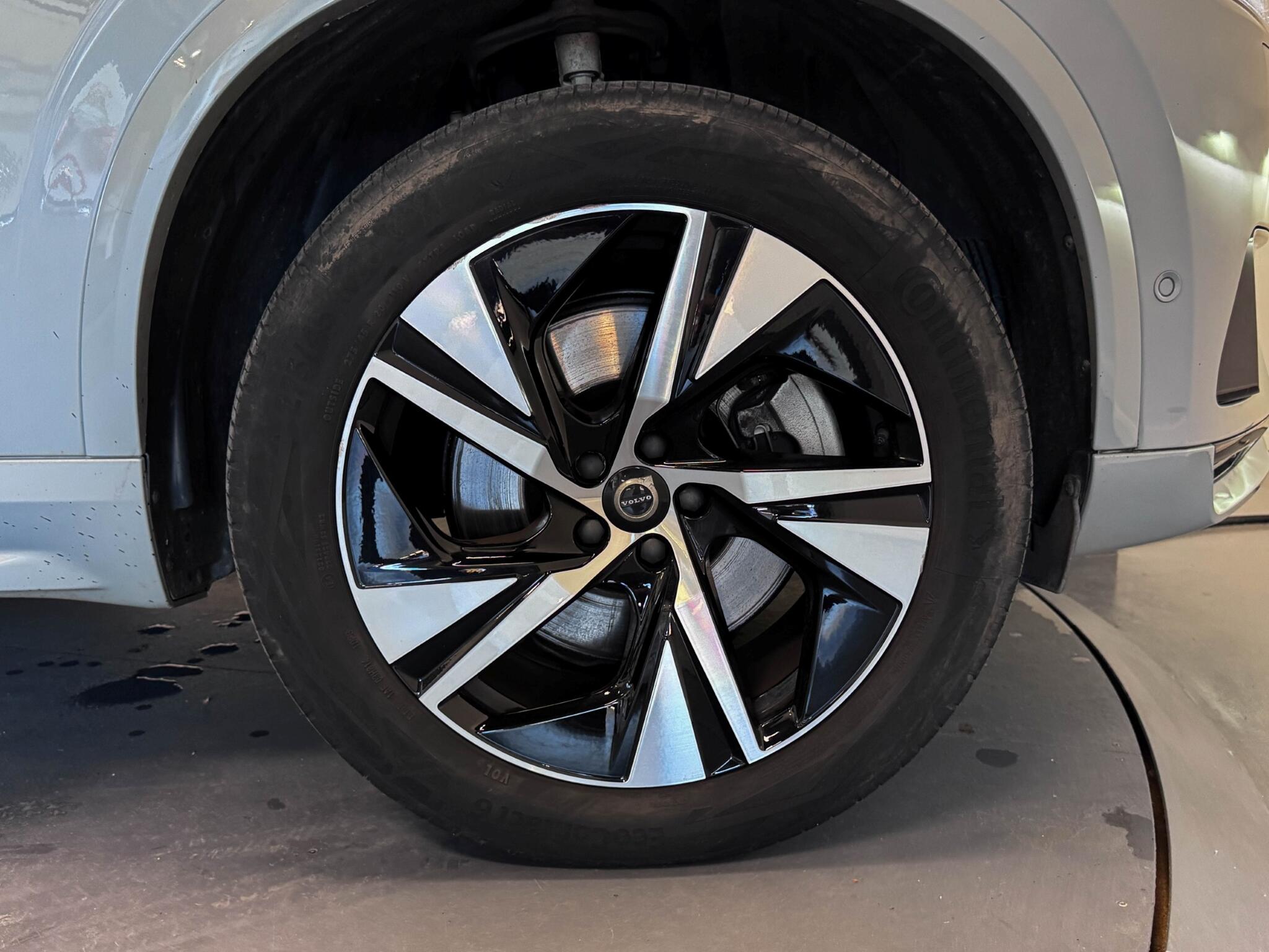 Volvo XC90 view 58