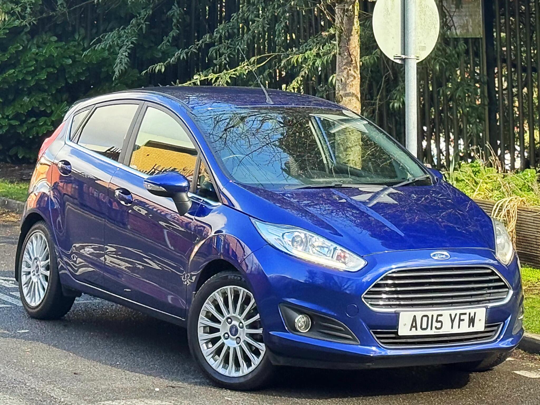 2015 Ford Fiesta 1.6 Titanium Powershift Euro 6 5dr image 1