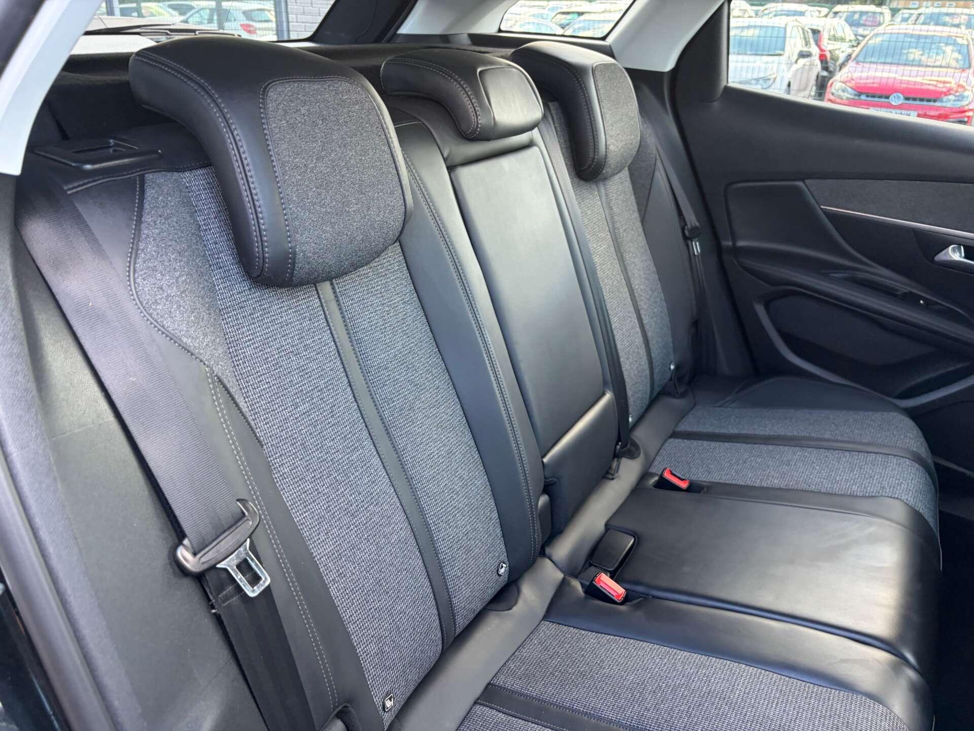 Peugeot 3008 view 30