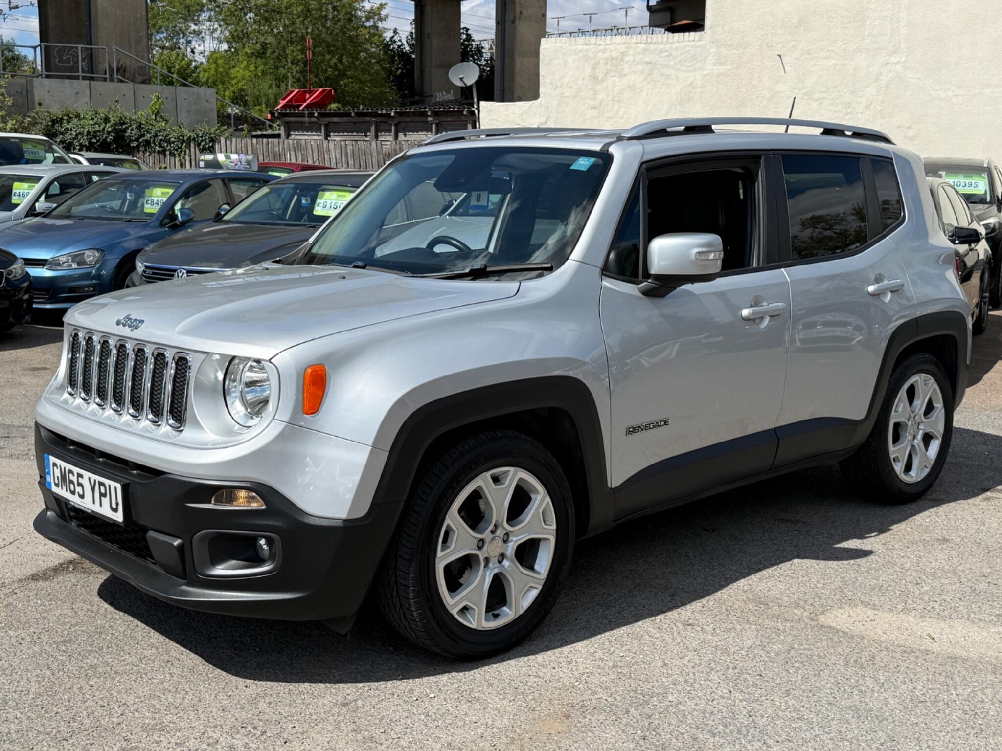 Jeep Renegade - Image 8