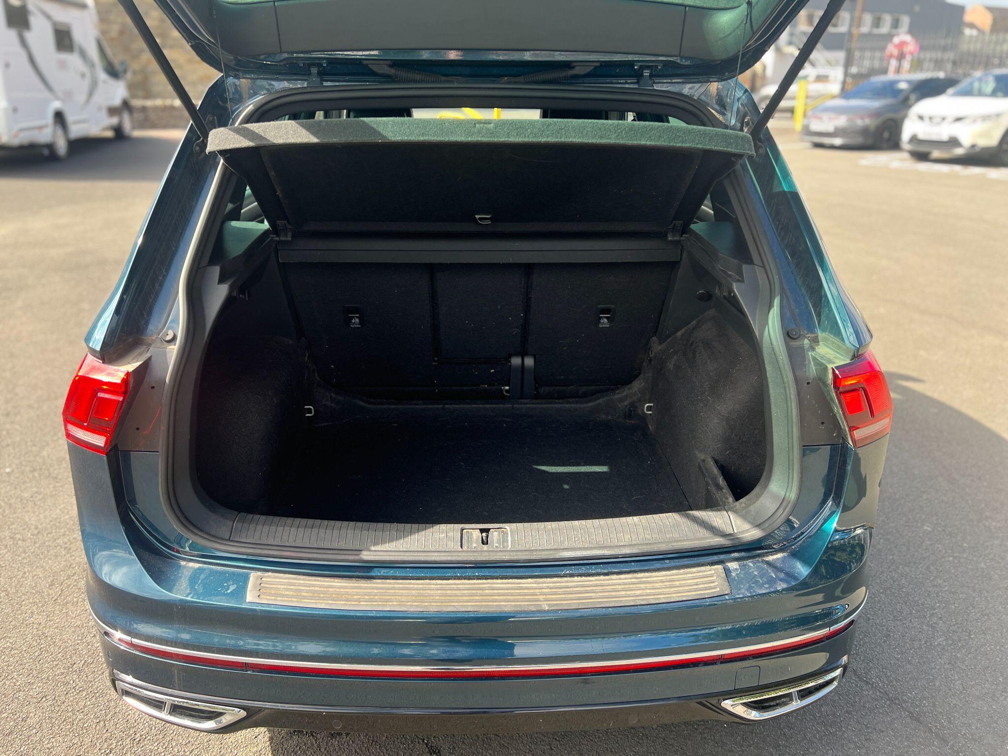 Volkswagen Tiguan view 26