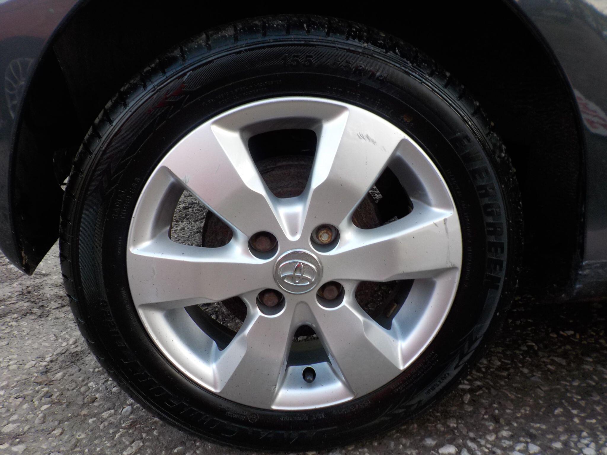 Toyota AYGO 1.0 VVT-i Go Euro 5 3dr