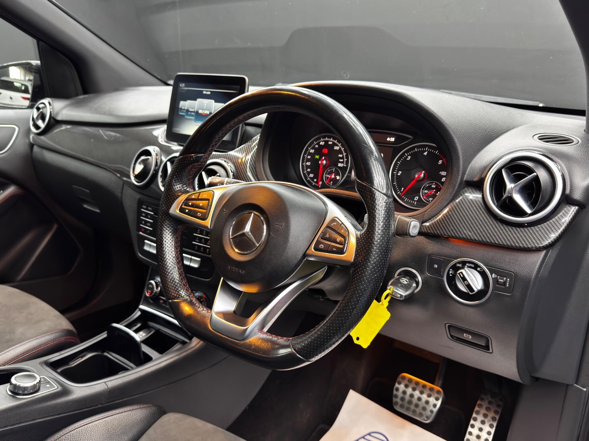 Mercedes-Benz B-Class view 9