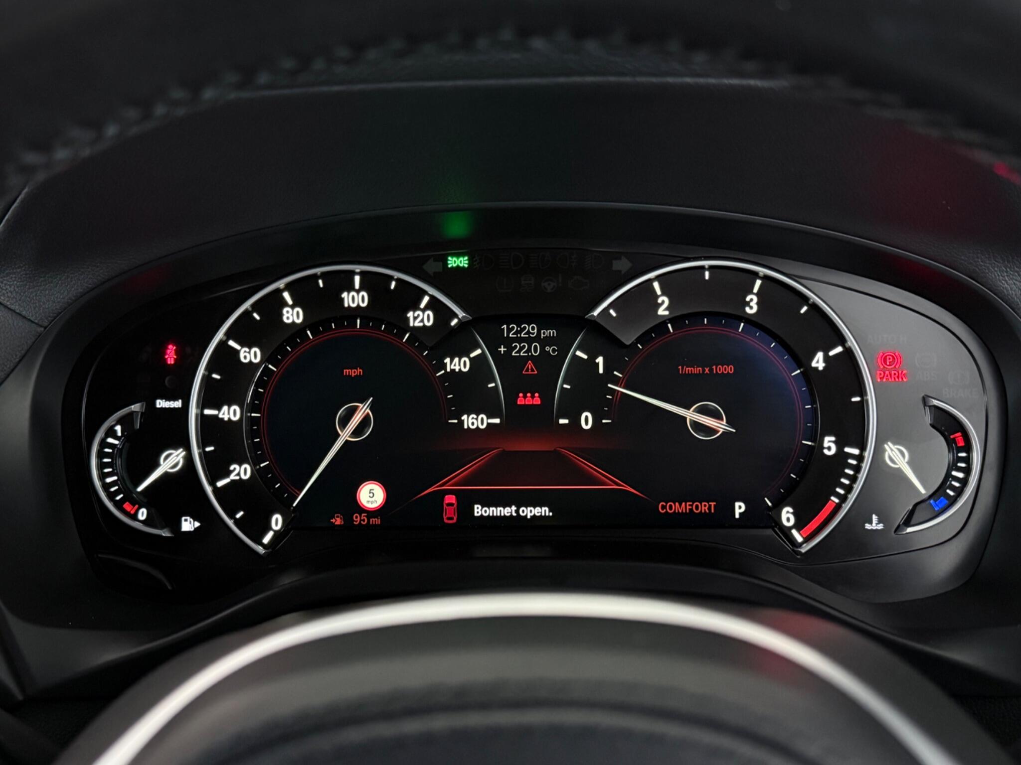 BMW X3 view 16