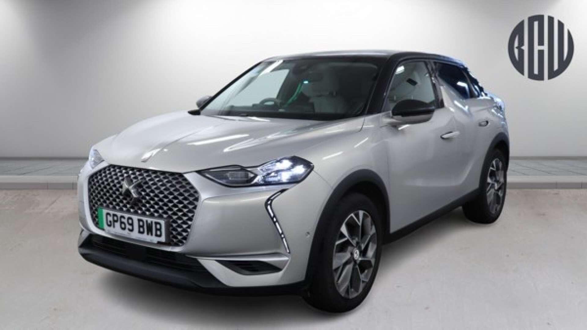 DS Automobiles DS 3 Crossback view 2