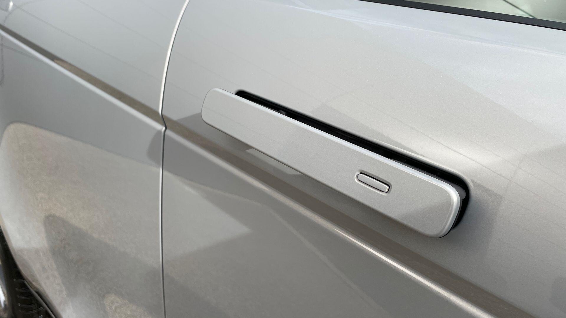 Land Rover Range Rover Evoque view 36