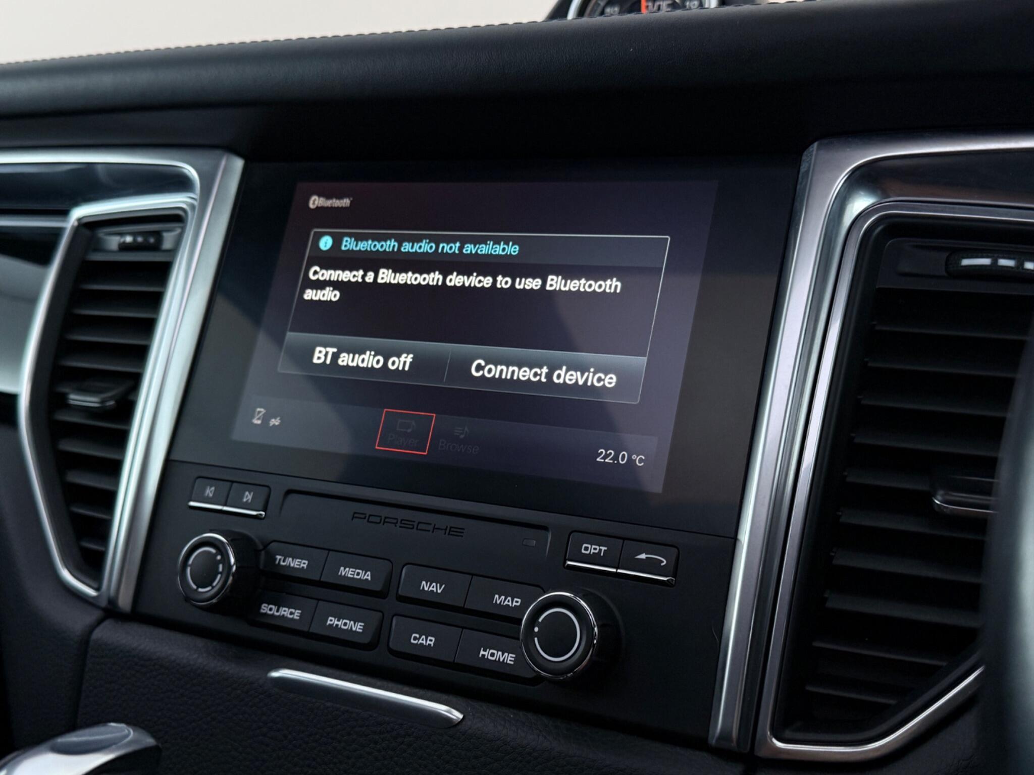 Porsche Macan view 41