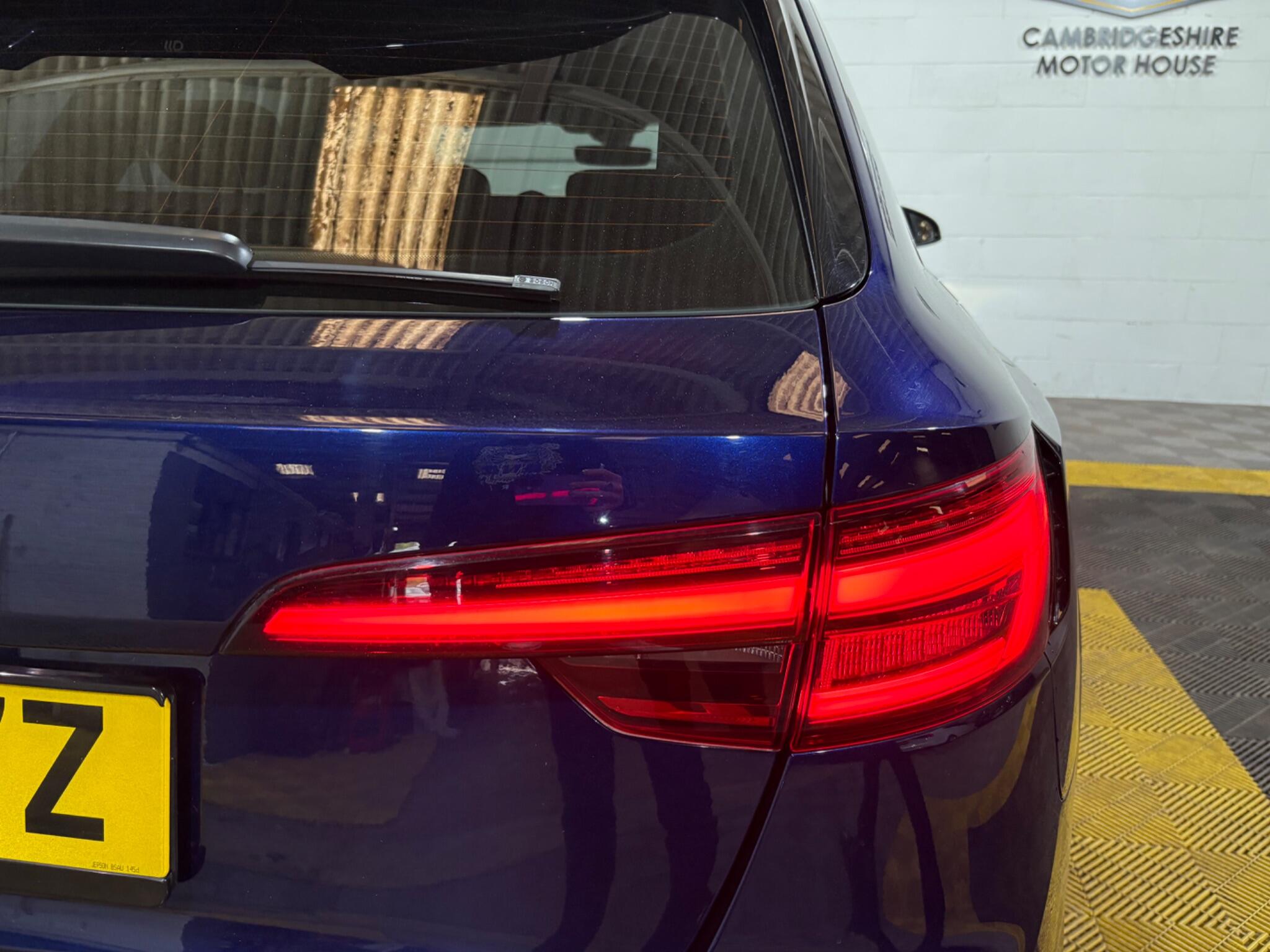 Audi RS4 Avant view 73