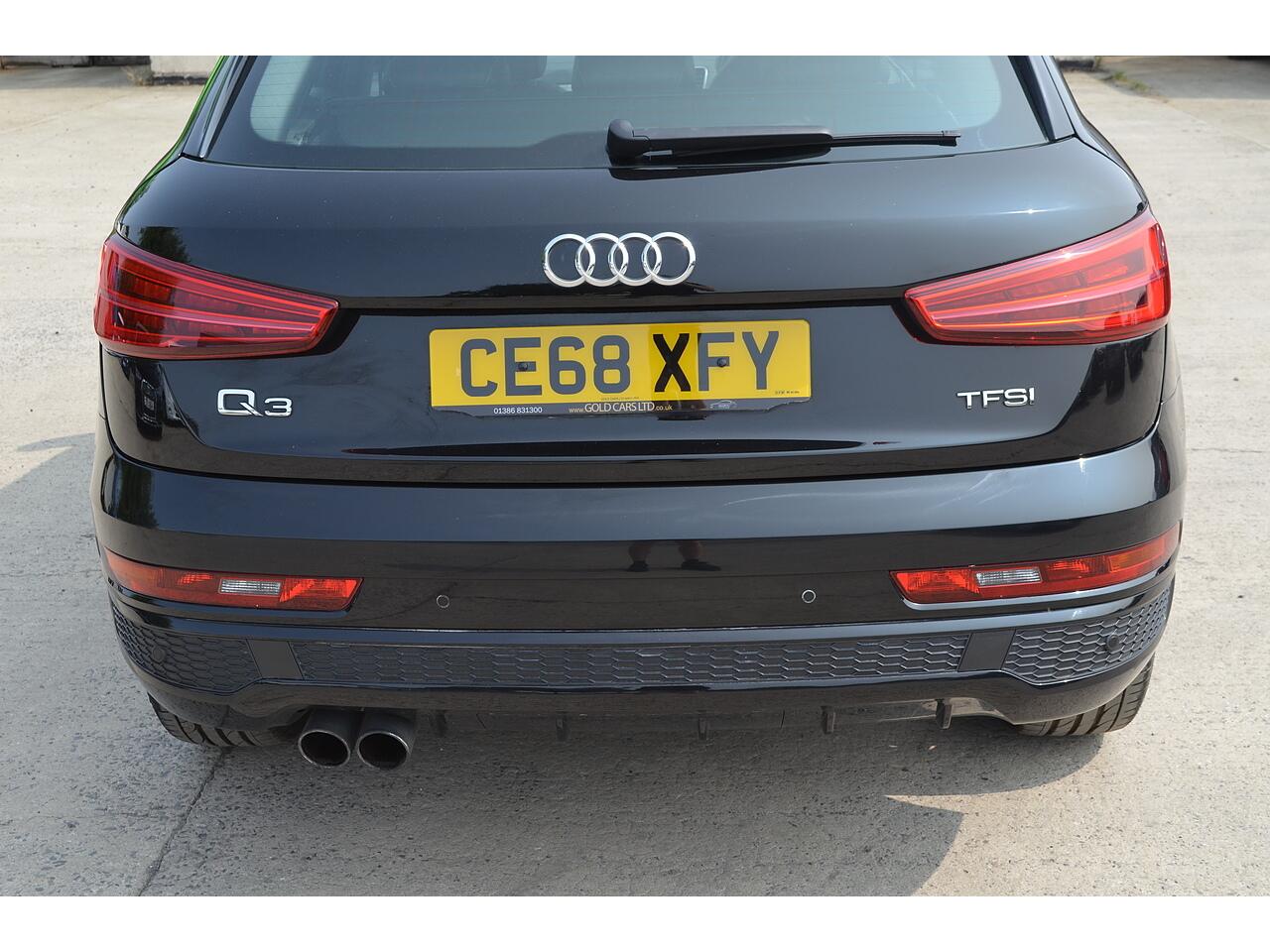Audi Q3 view 51