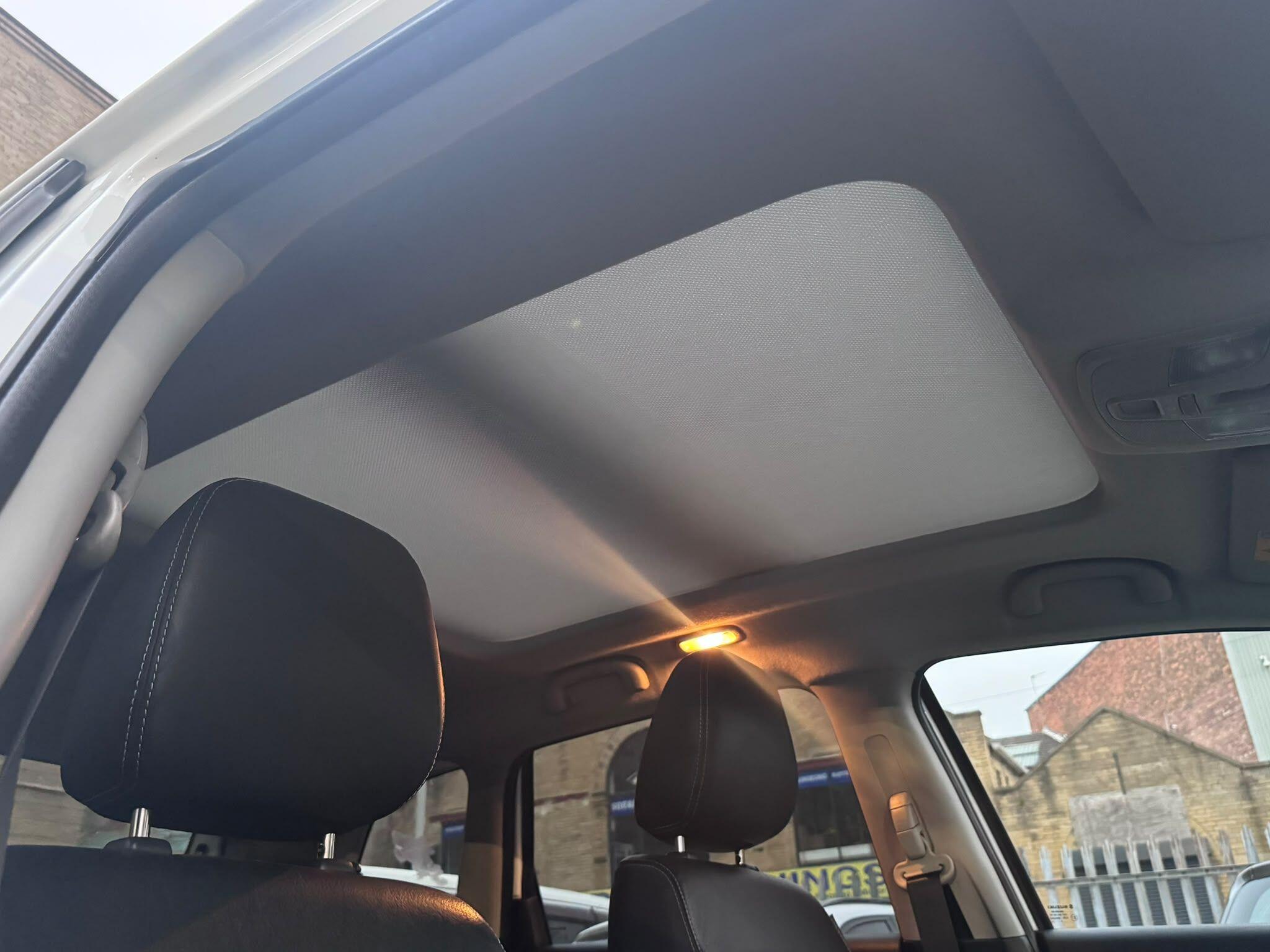 Suzuki Vitara view 47