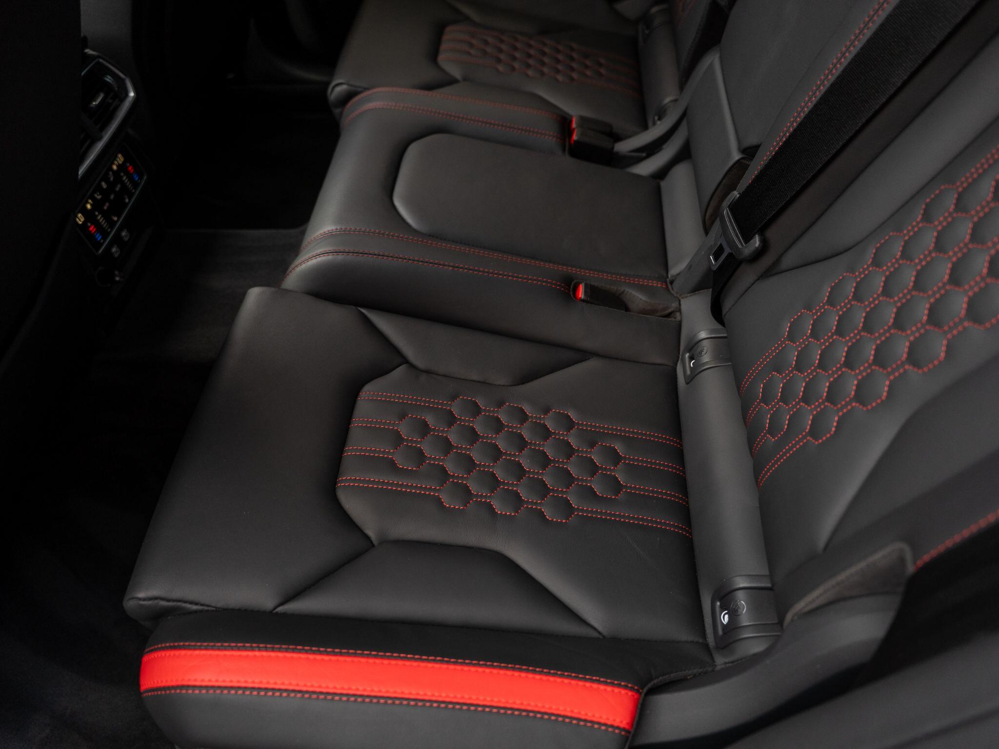 Lamborghini Urus view 55