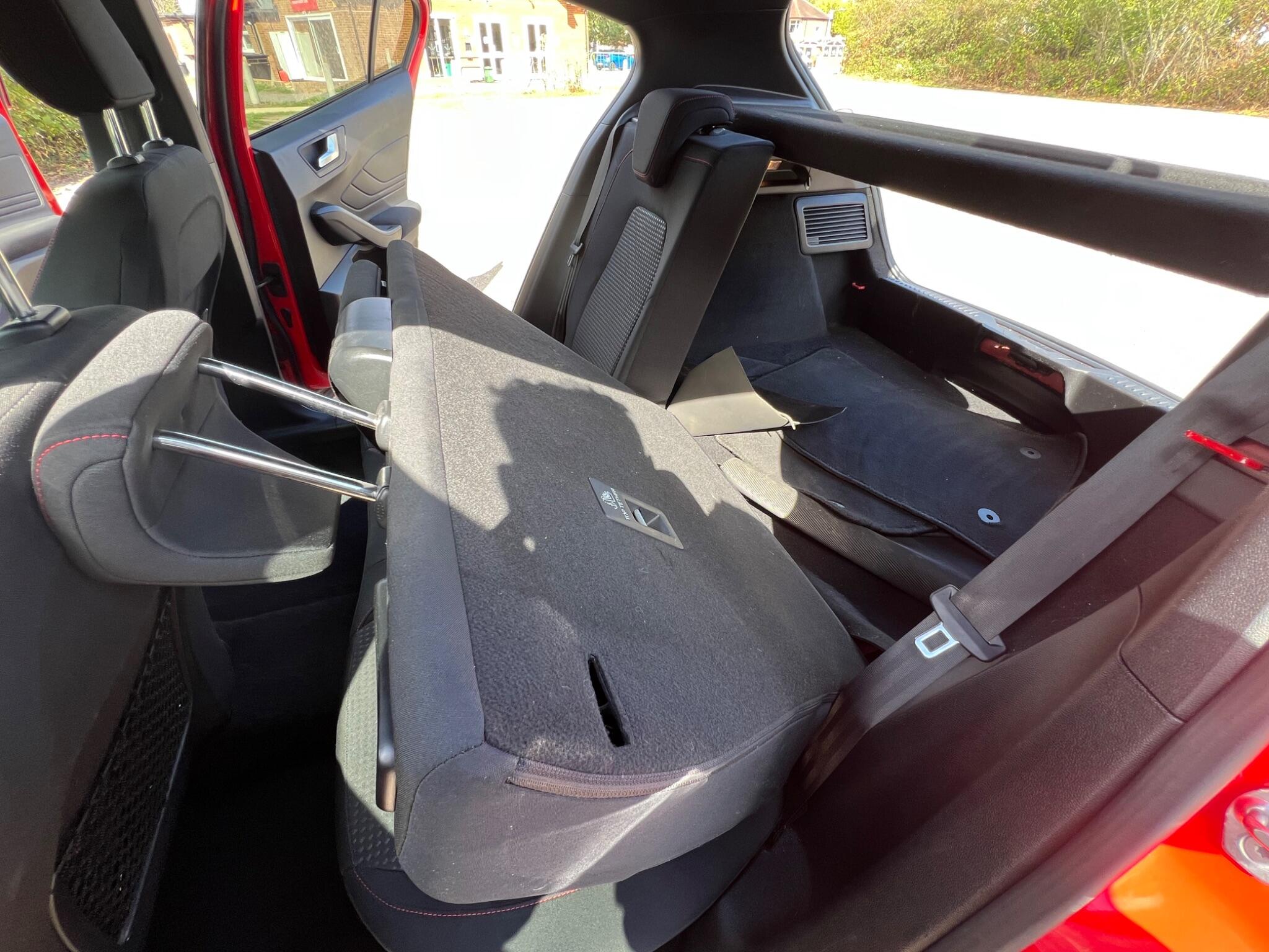 Ford Focus view 24