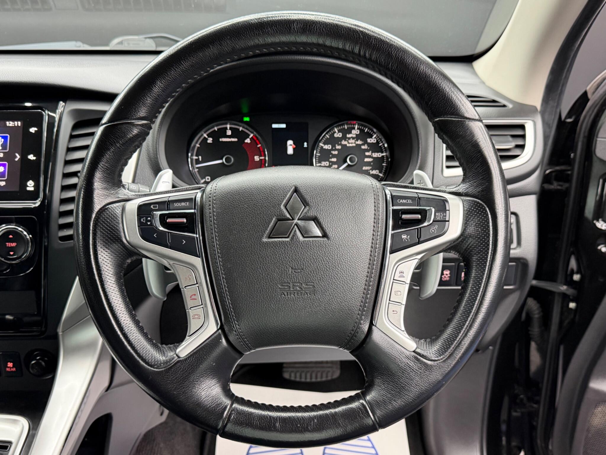 Mitsubishi Shogun Sport view 19