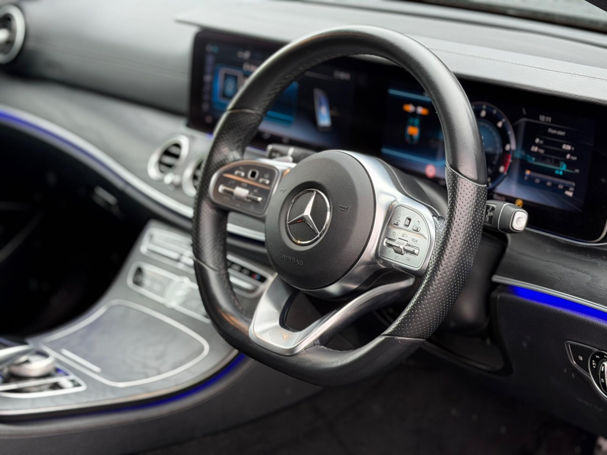 Mercedes-Benz E-Class view 12