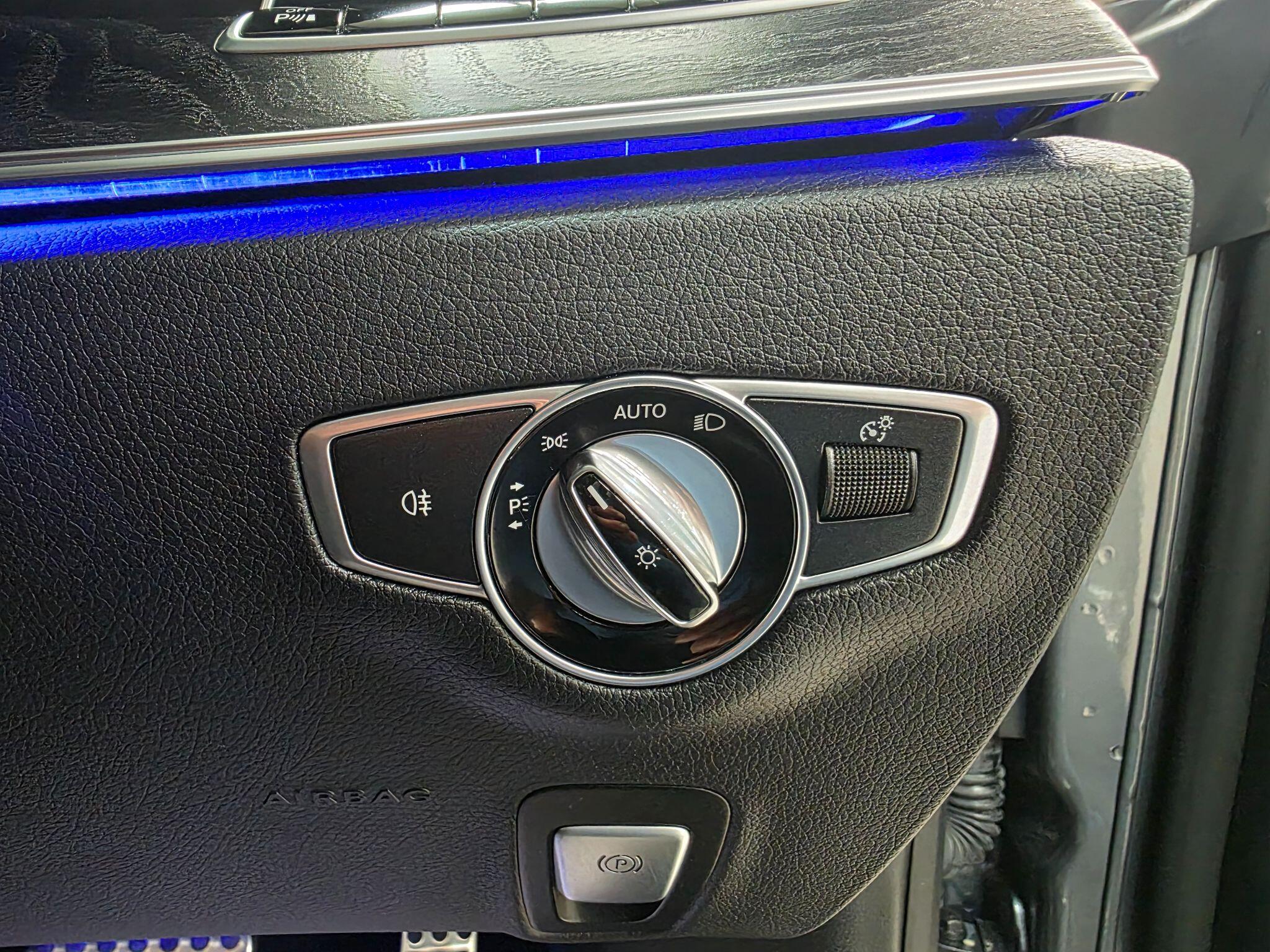 Mercedes-Benz E Class view 20