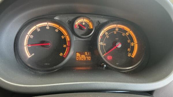 Vauxhall Corsa view 12