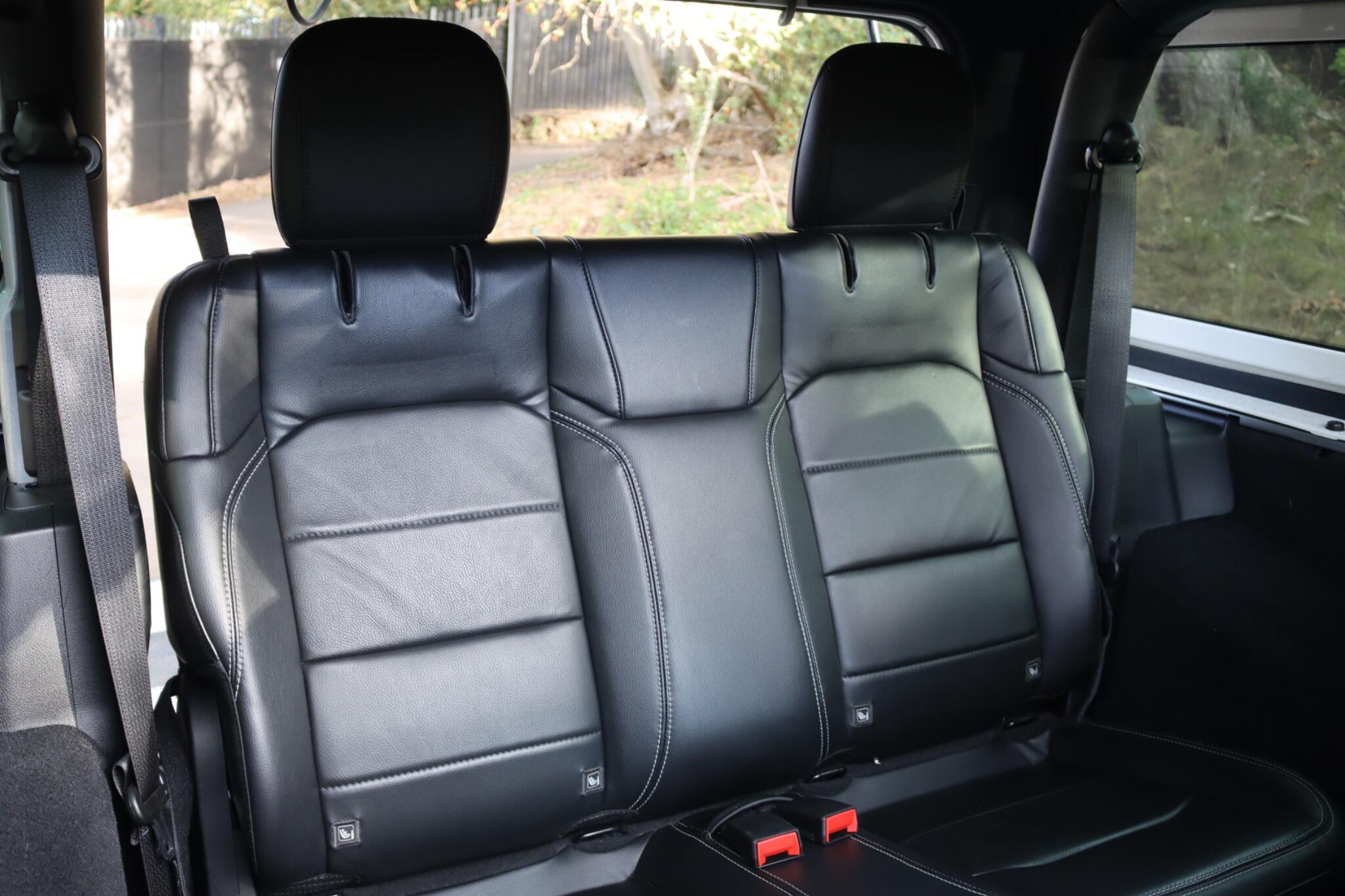 Jeep Wrangler view 39