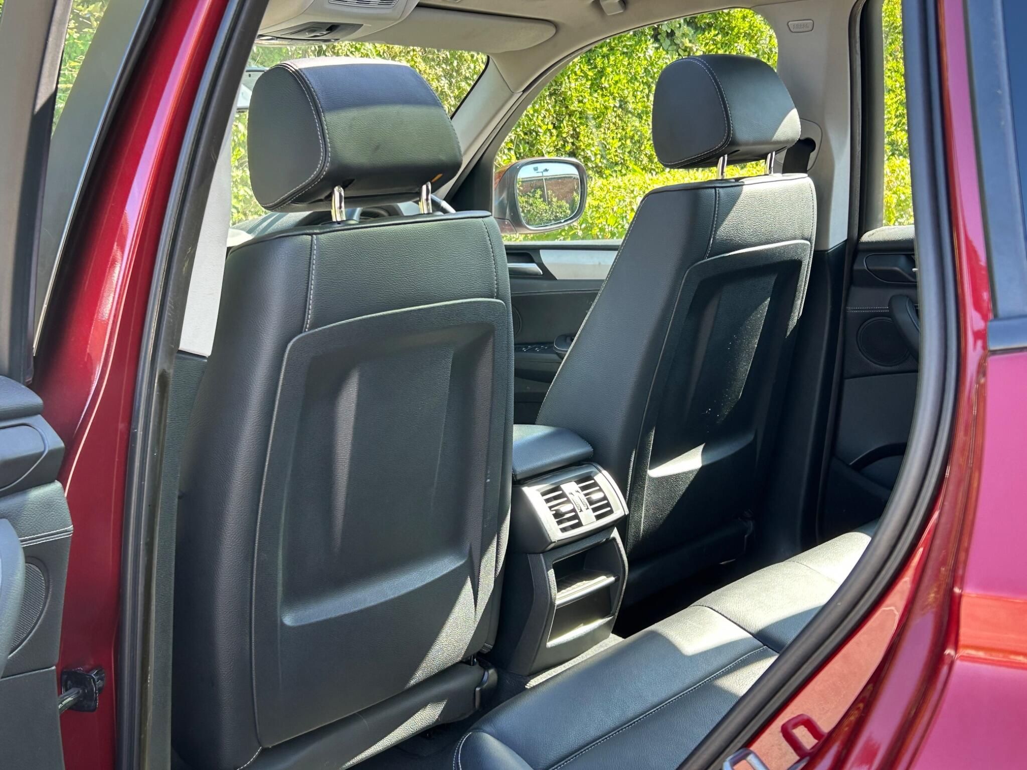BMW X3 view 21