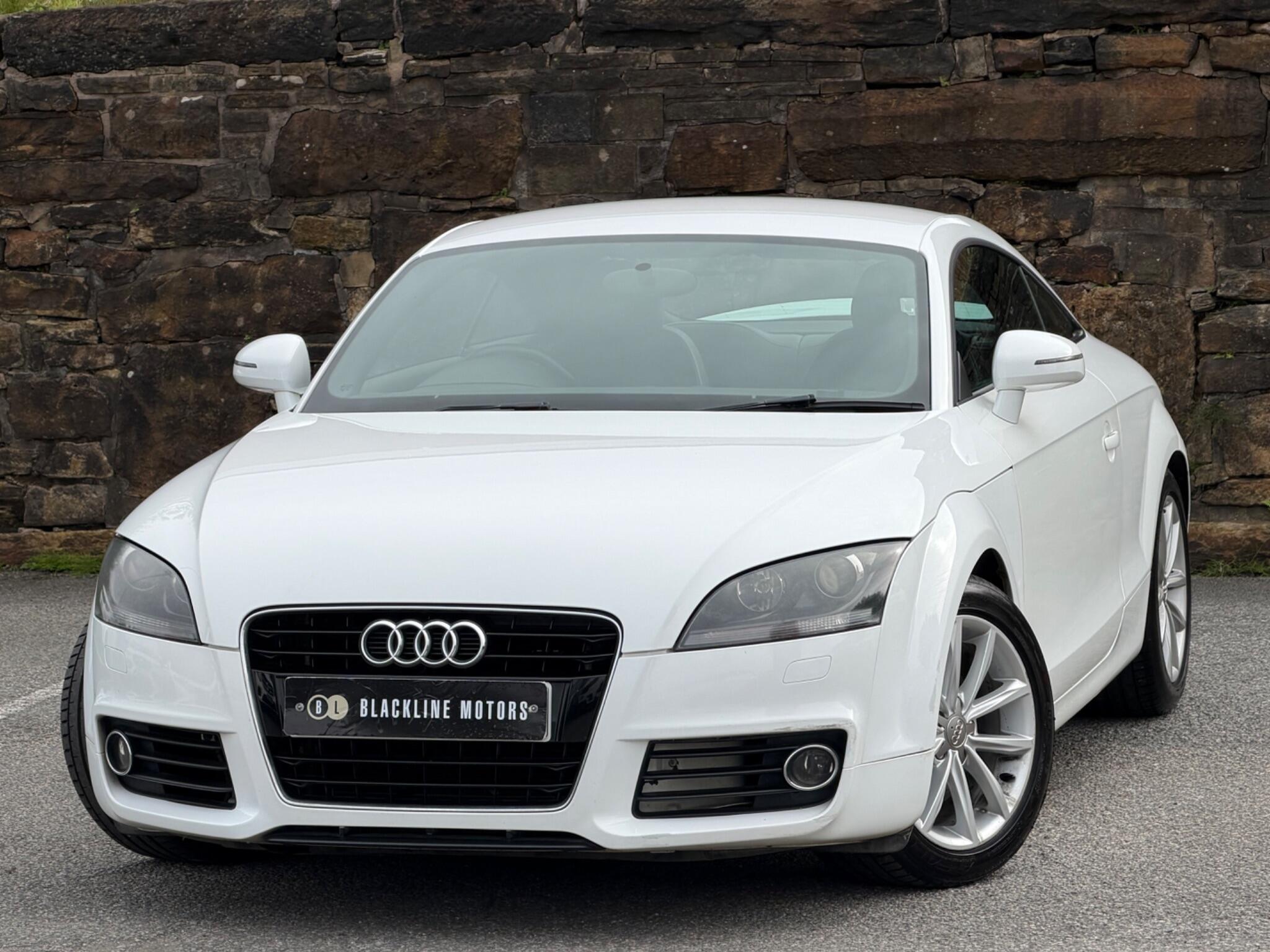 Audi TT view 3