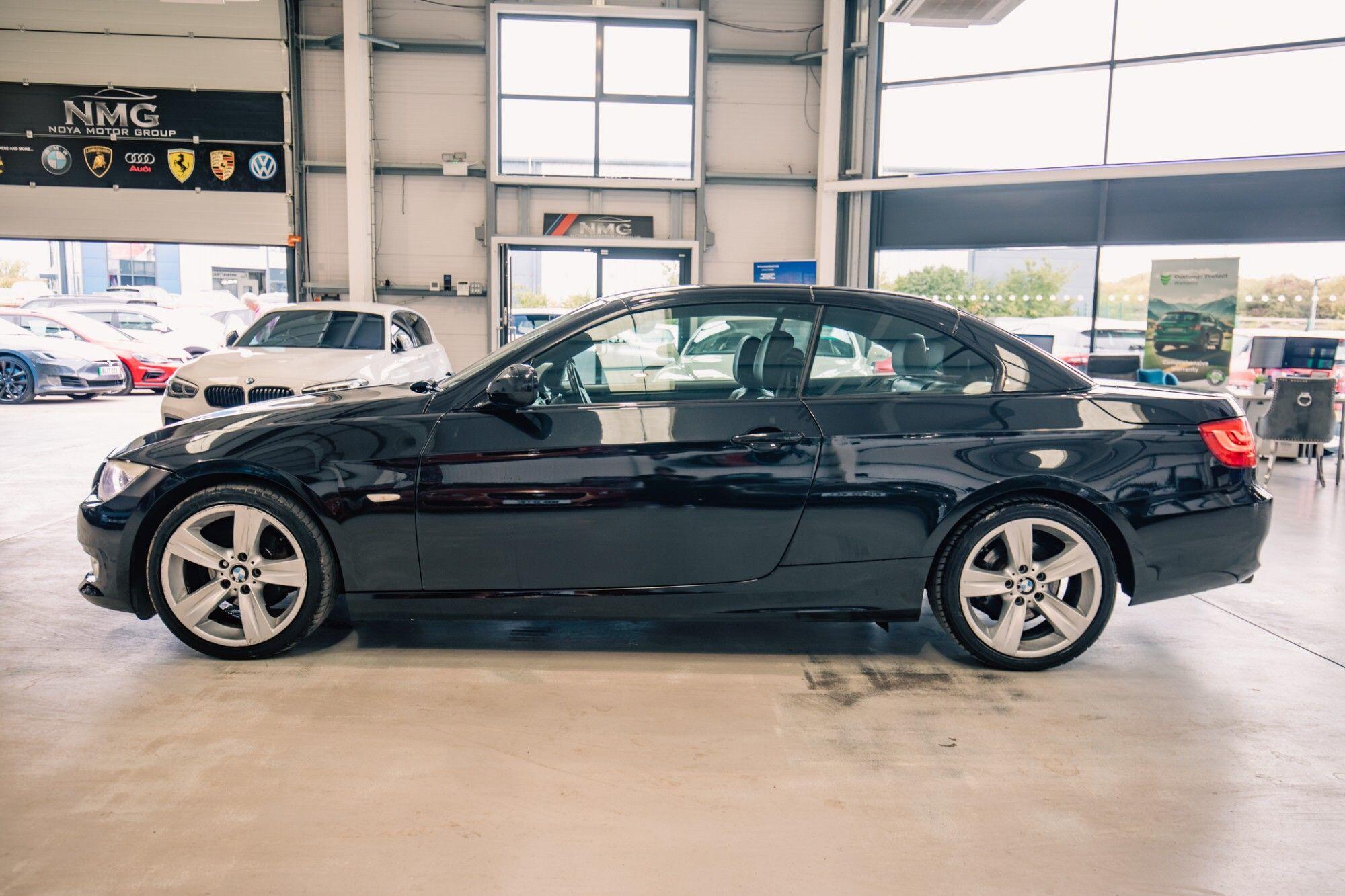 BMW 3 Series view 25