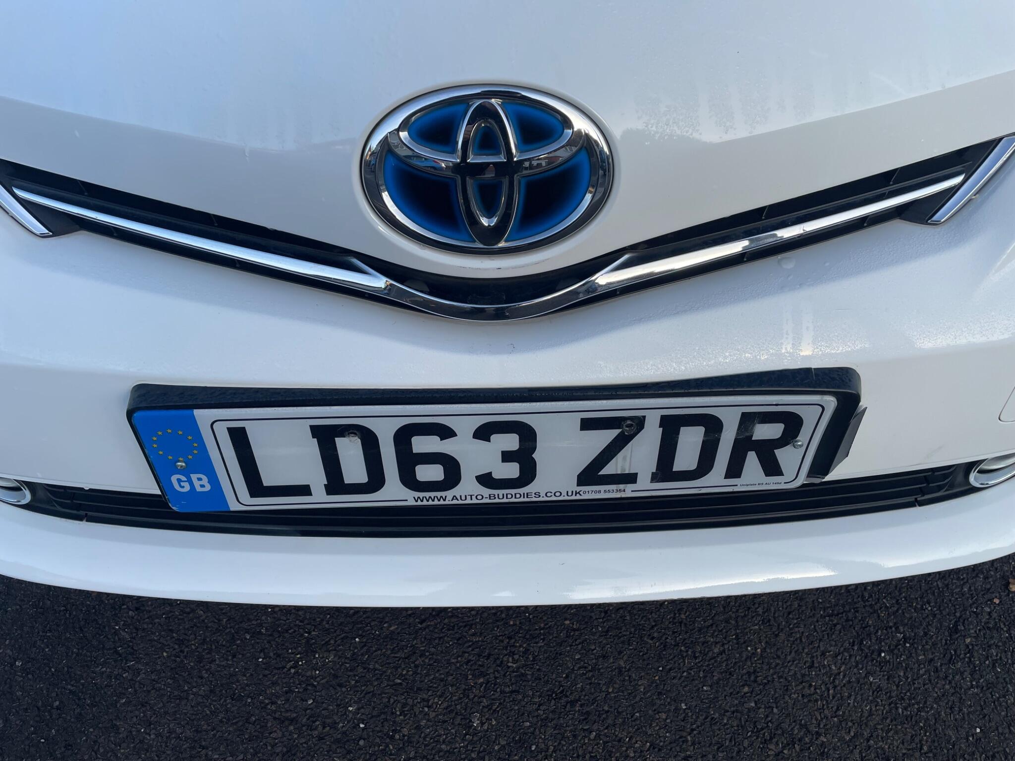2014 Toyota Prius 1.5 CVT 4dr • 101,741 miles image 69