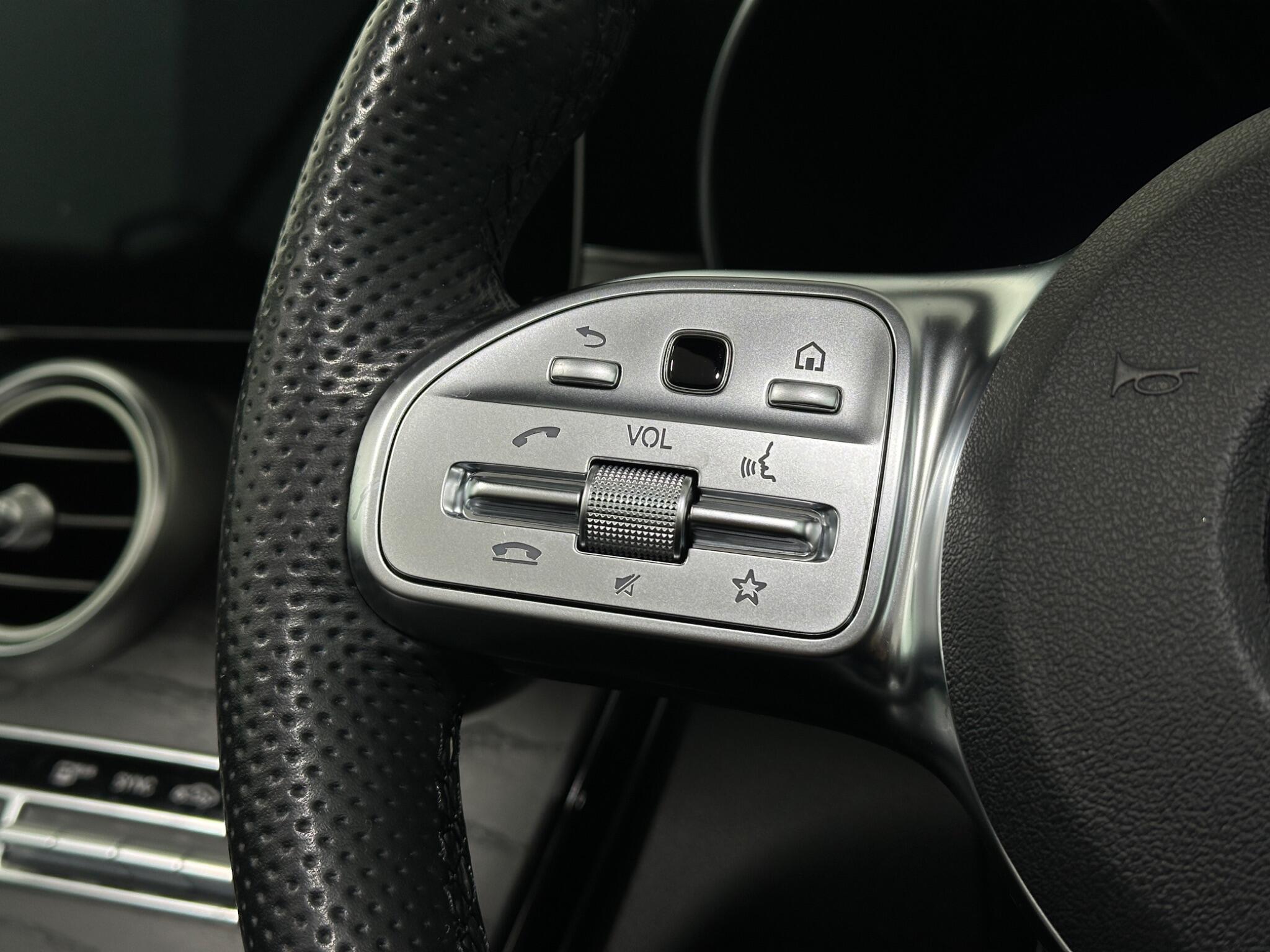 Mercedes-Benz C Class view 14