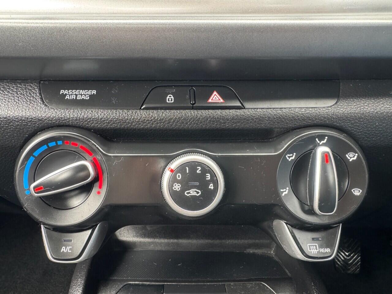 Kia Rio view 37