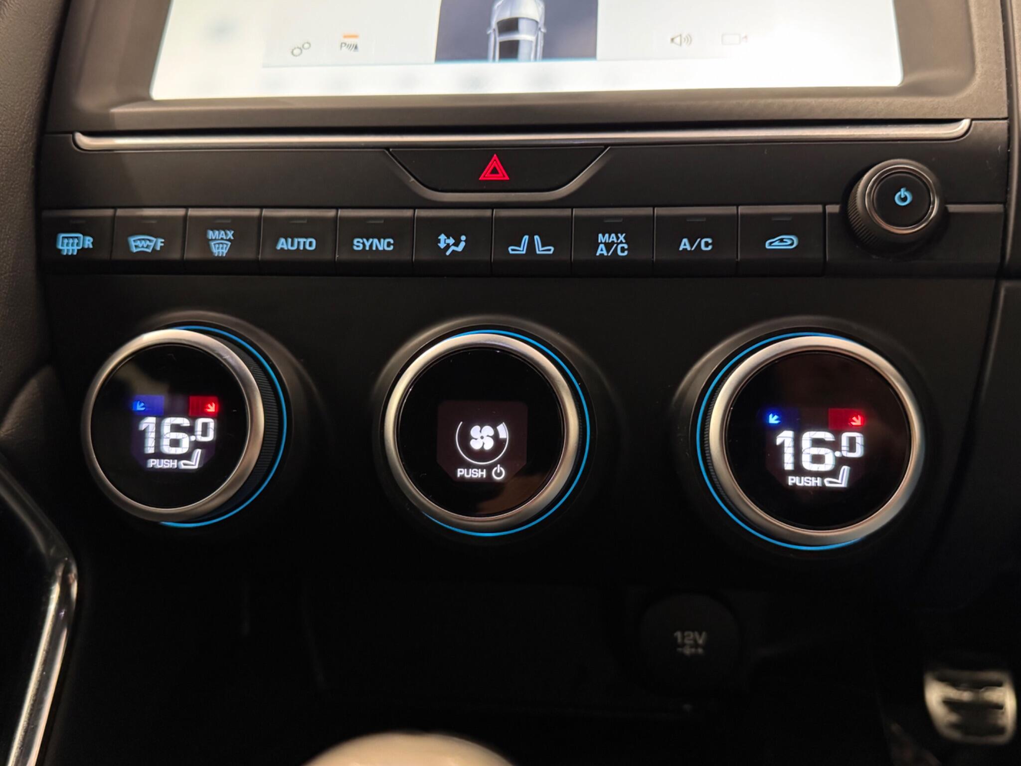 Jaguar E-Pace view 21