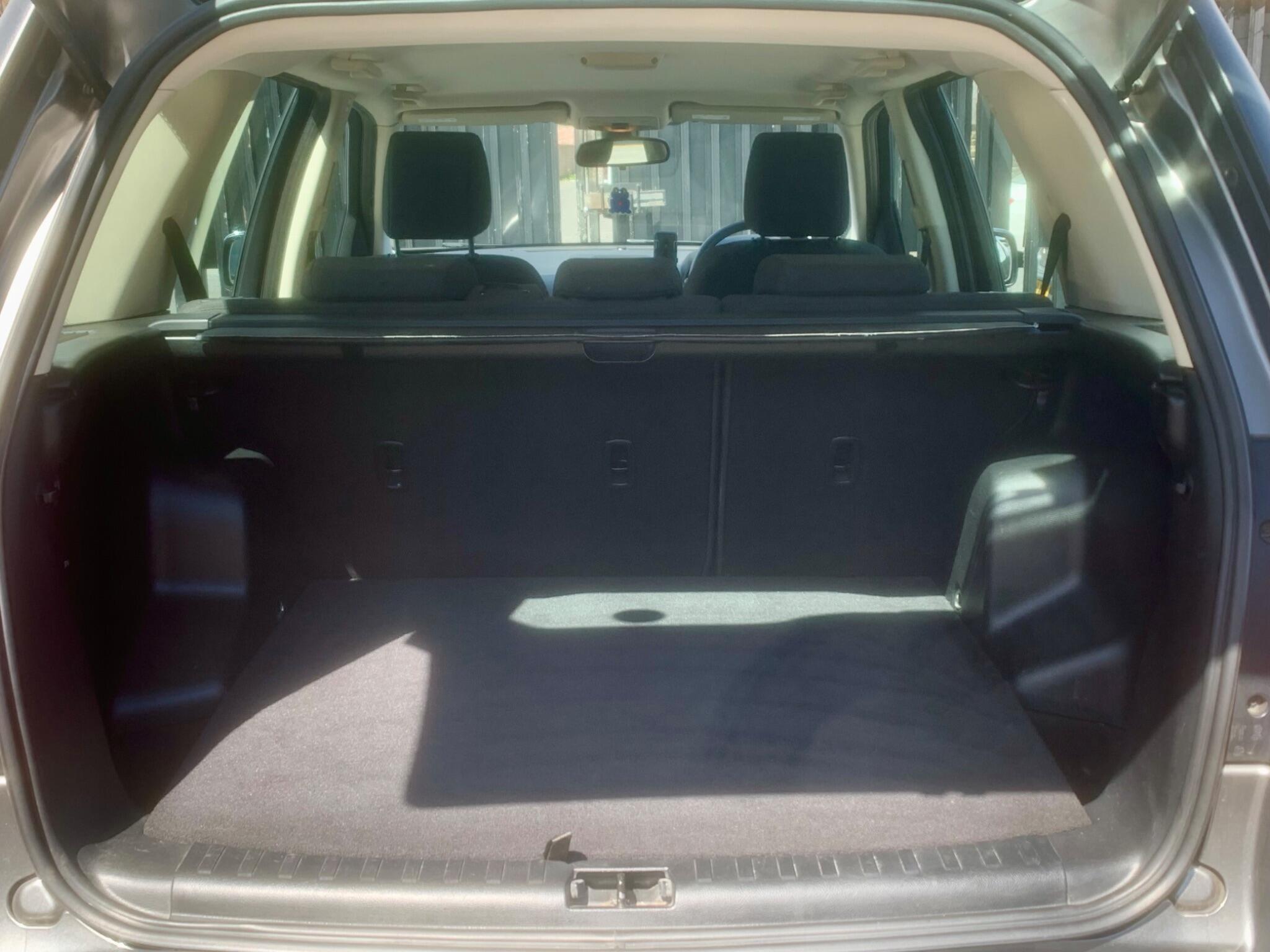 Land Rover Freelander 2 view 51