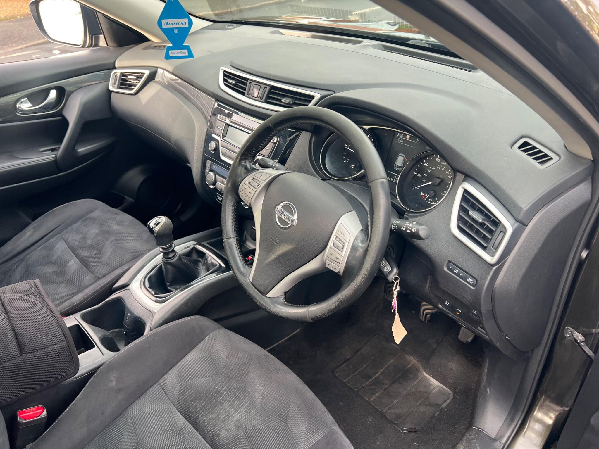 2016 Nissan X-Trail image 26