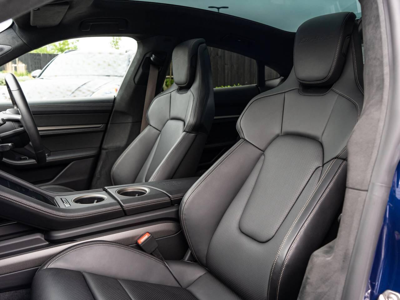 Porsche Taycan view 45