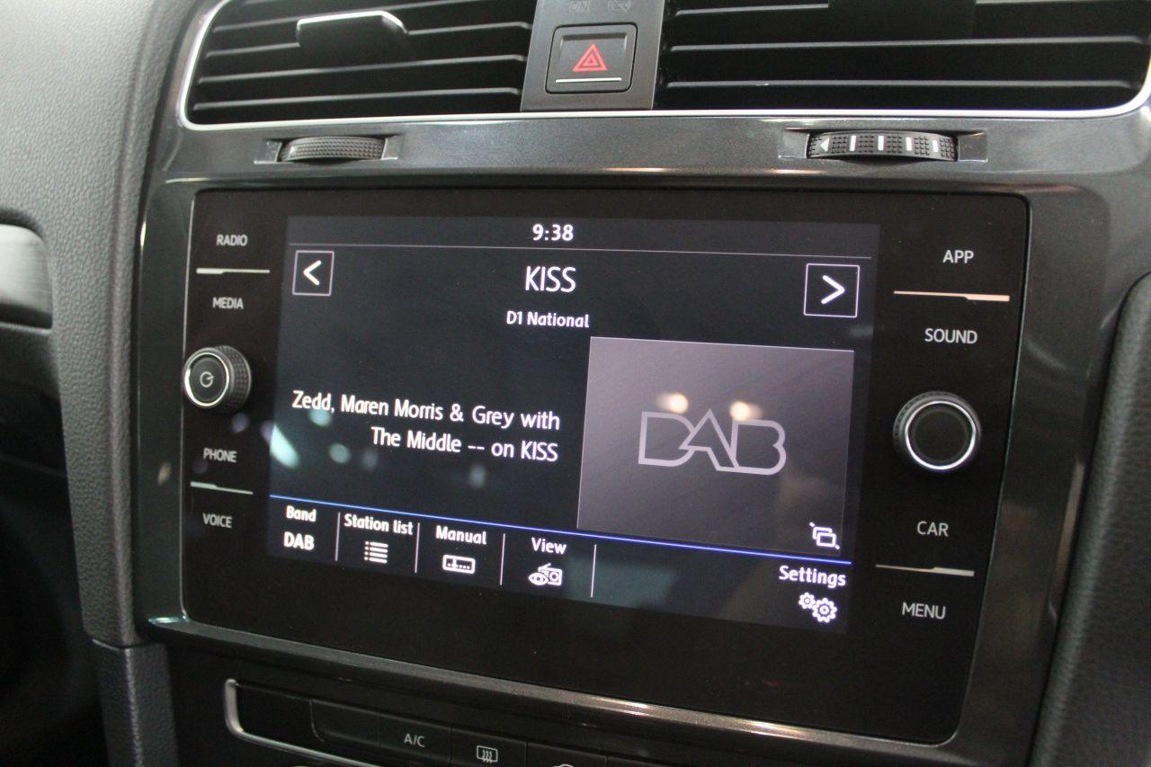 Volkswagen Golf view 36