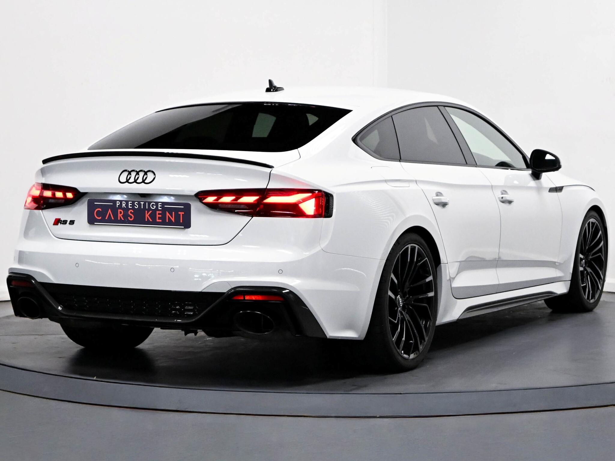 Audi RS5 view 18