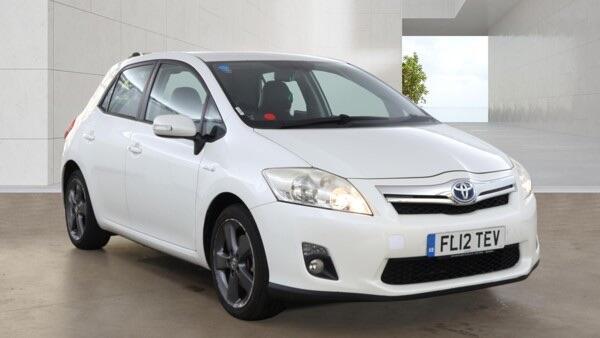 Toyota Auris view 3
