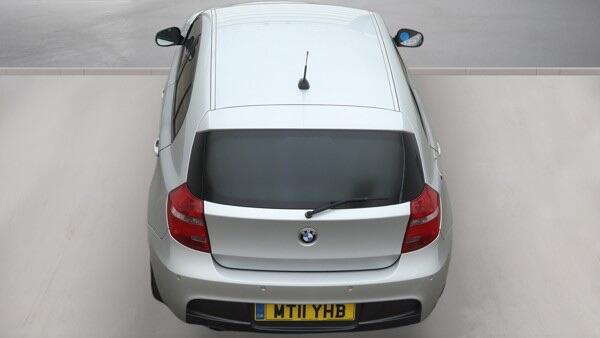 BMW 1 Series view 8