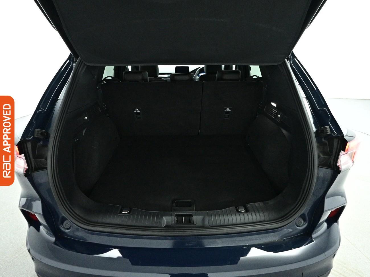 Ford Kuga view 25