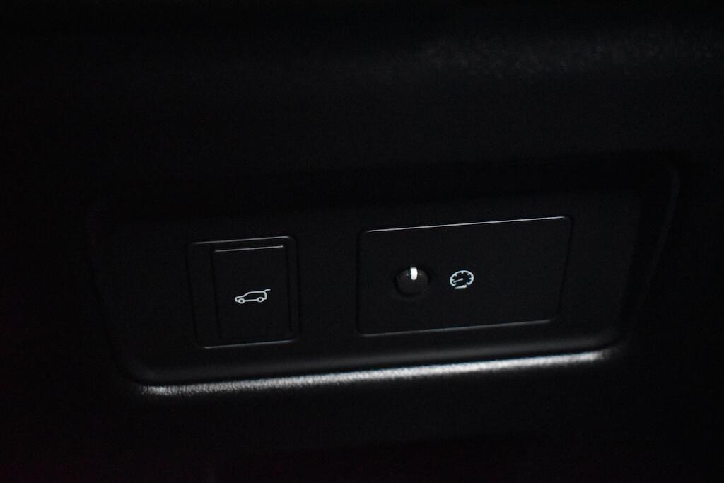 Land Rover Discovery 3 view 47