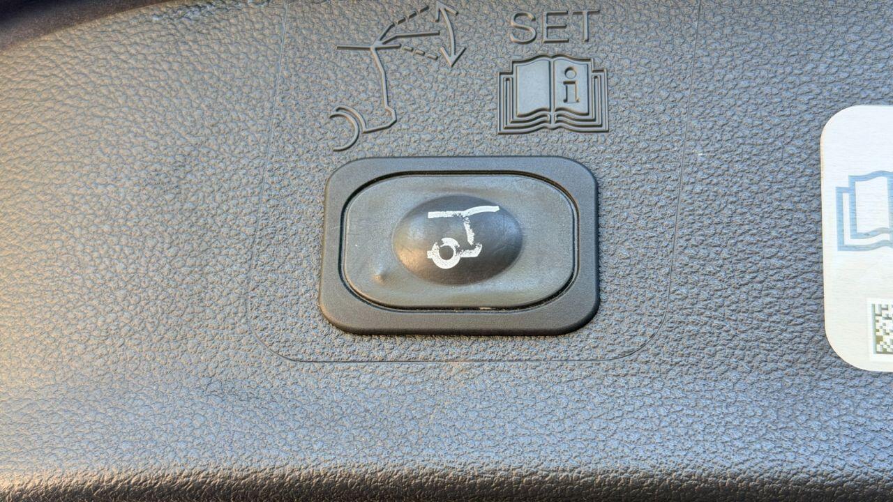 Ford Kuga view 43