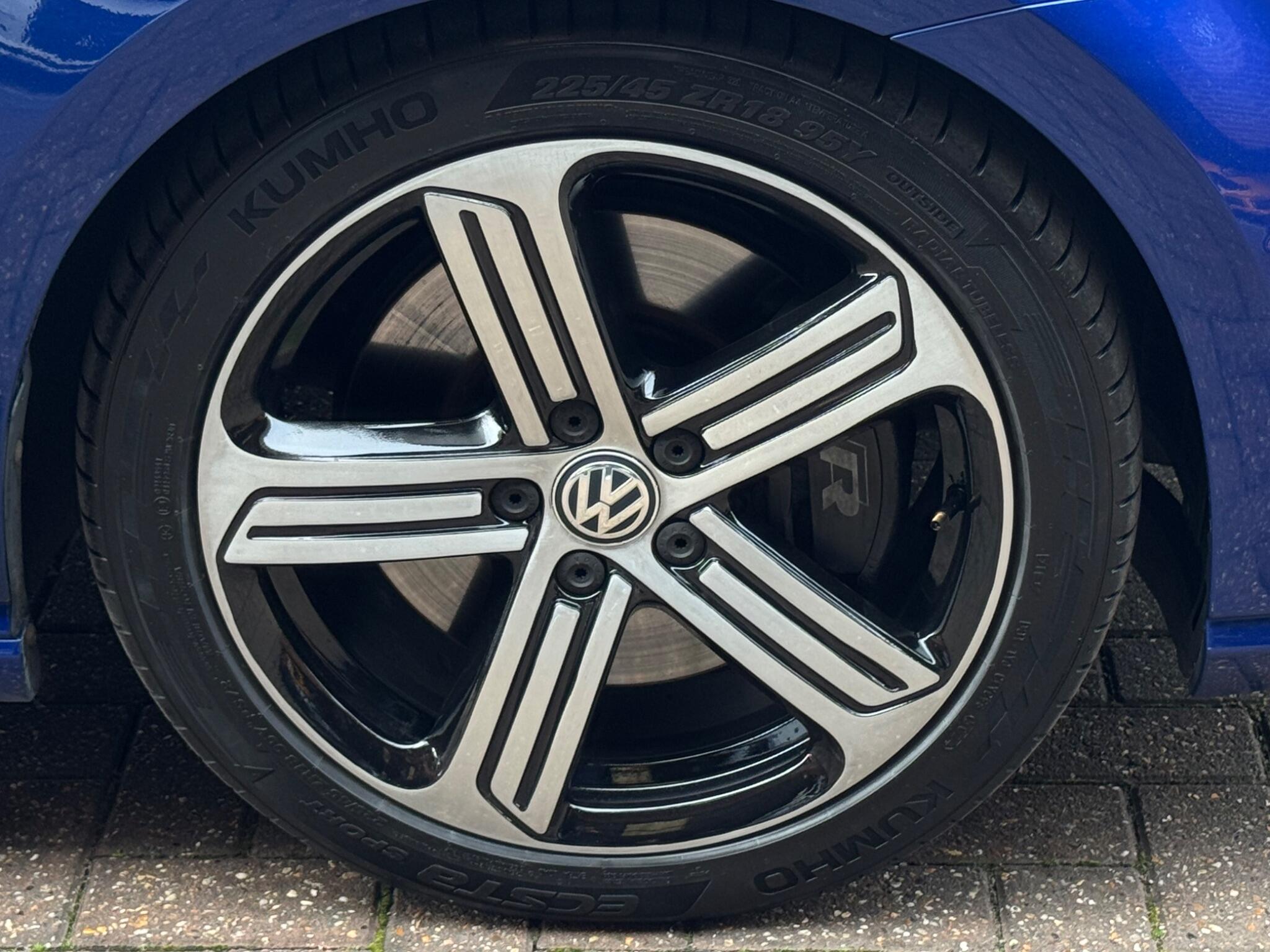 Volkswagen Golf view 36