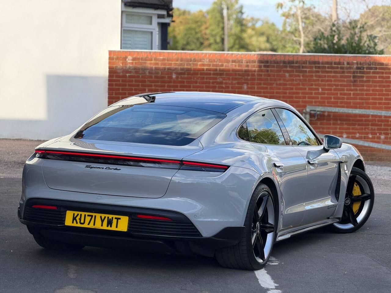 Porsche Taycan view 89