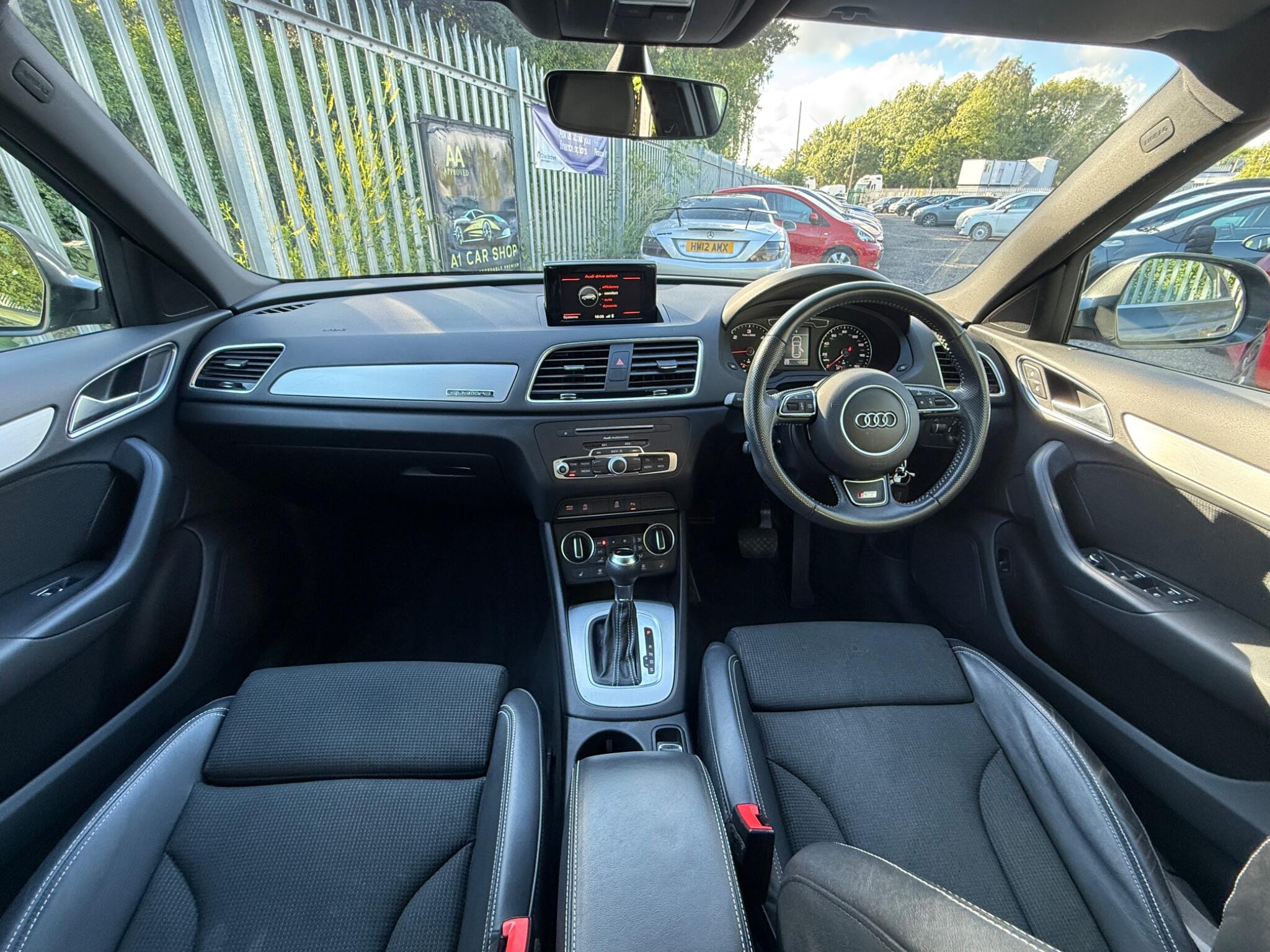 2017 Audi Q3 image 24