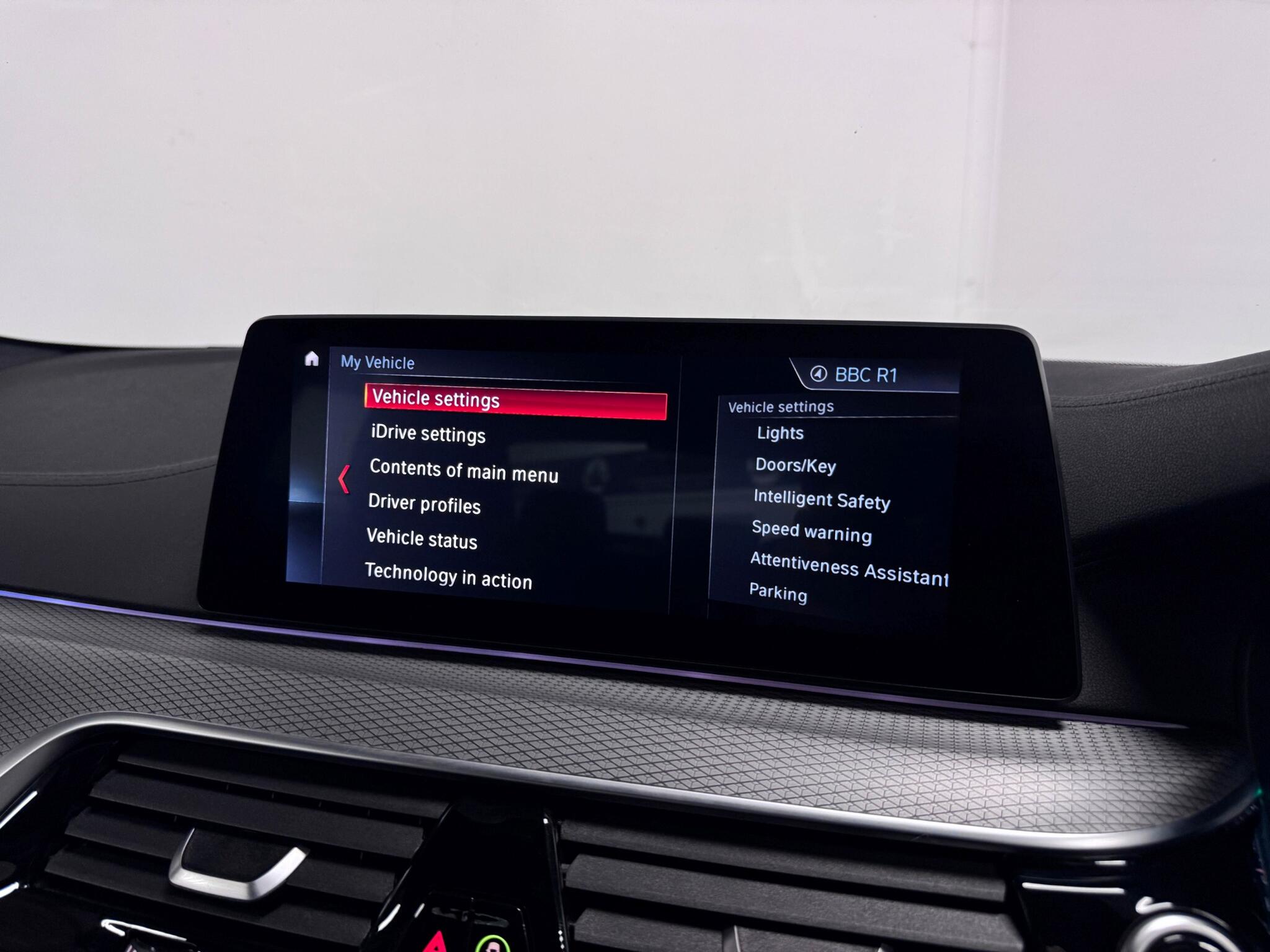 BMW 5 Series view 44