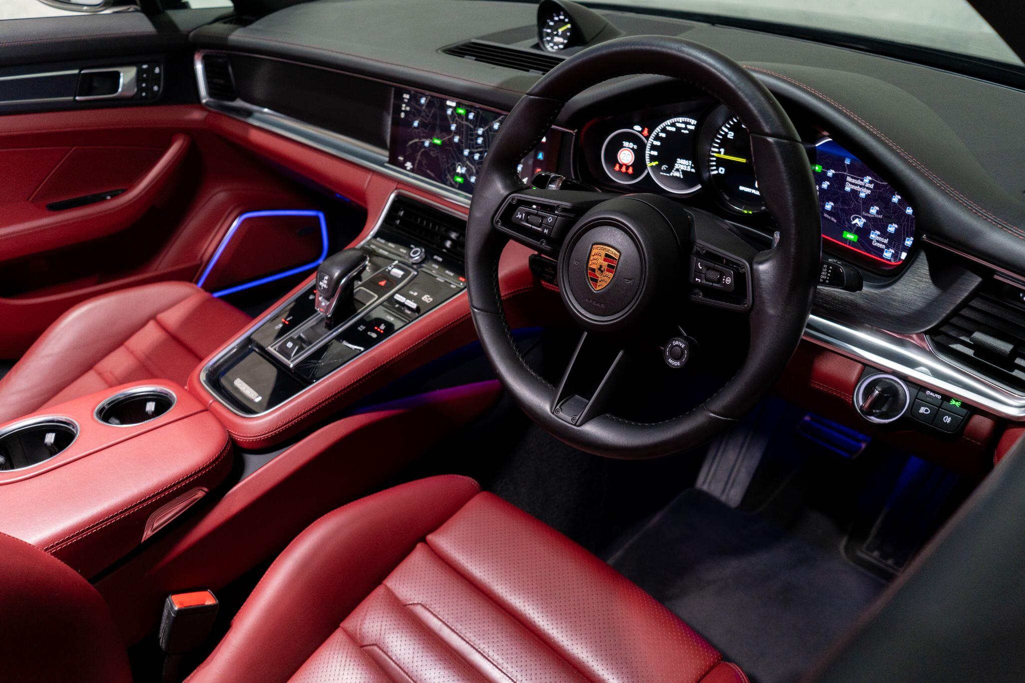 Porsche Panamera view 11