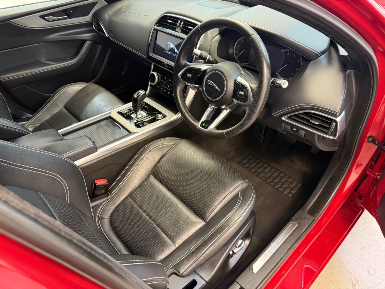 Jaguar Xe view 21