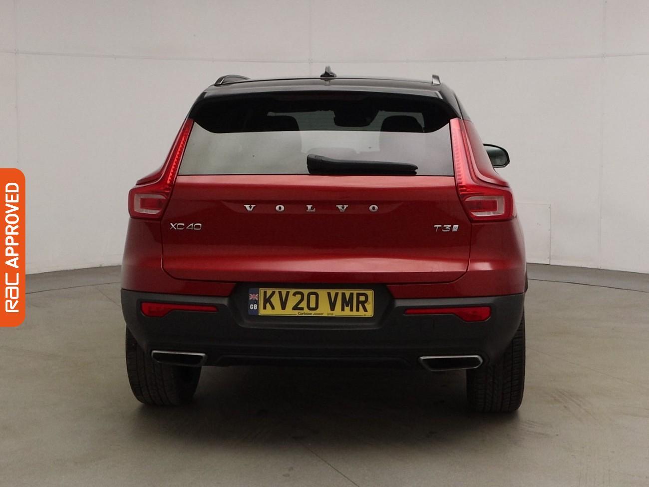 Volvo XC40 view 8