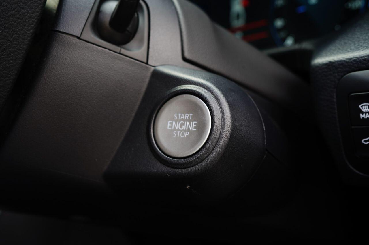 Volkswagen Amarok view 45