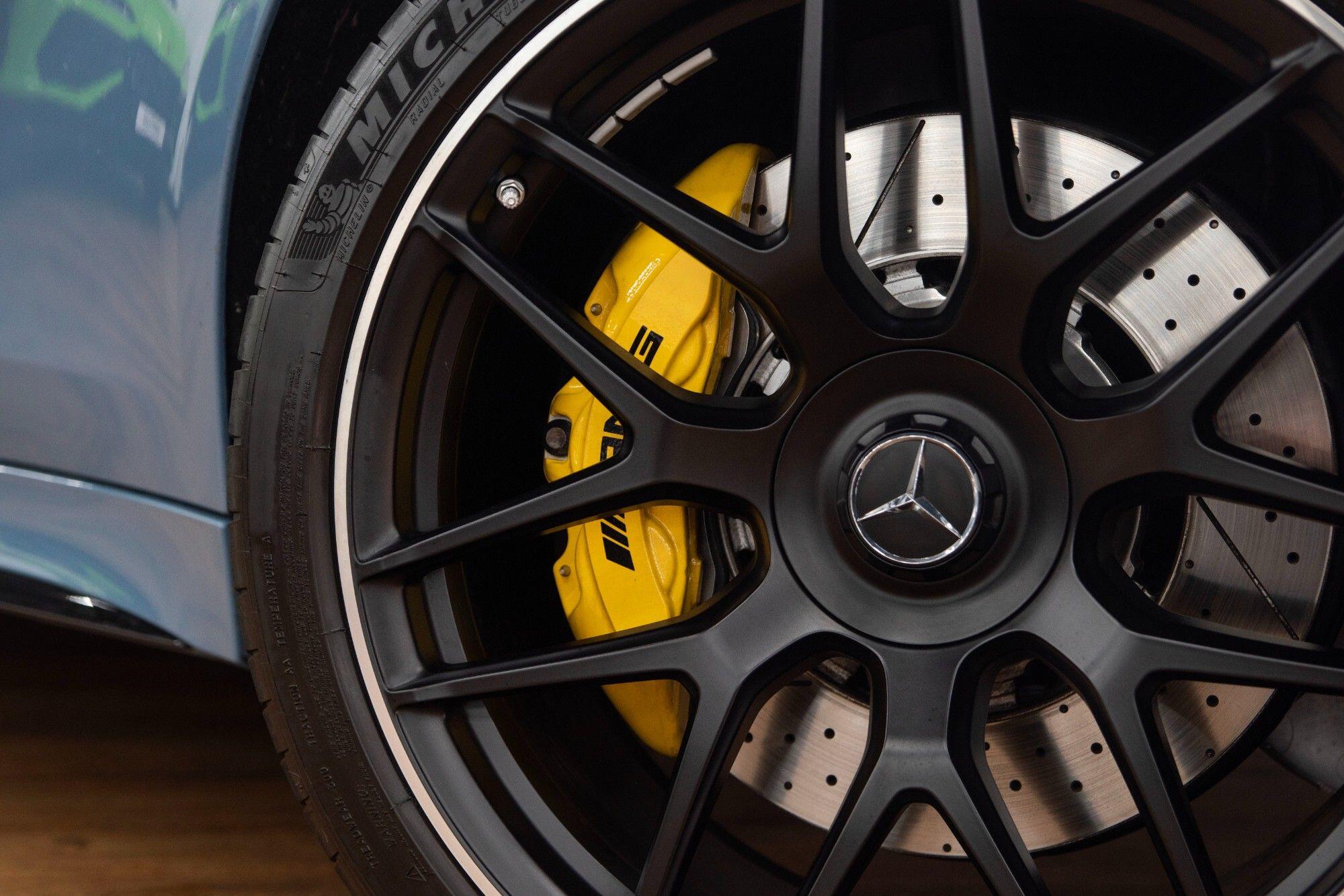 Mercedes-Benz Amg GT view 6