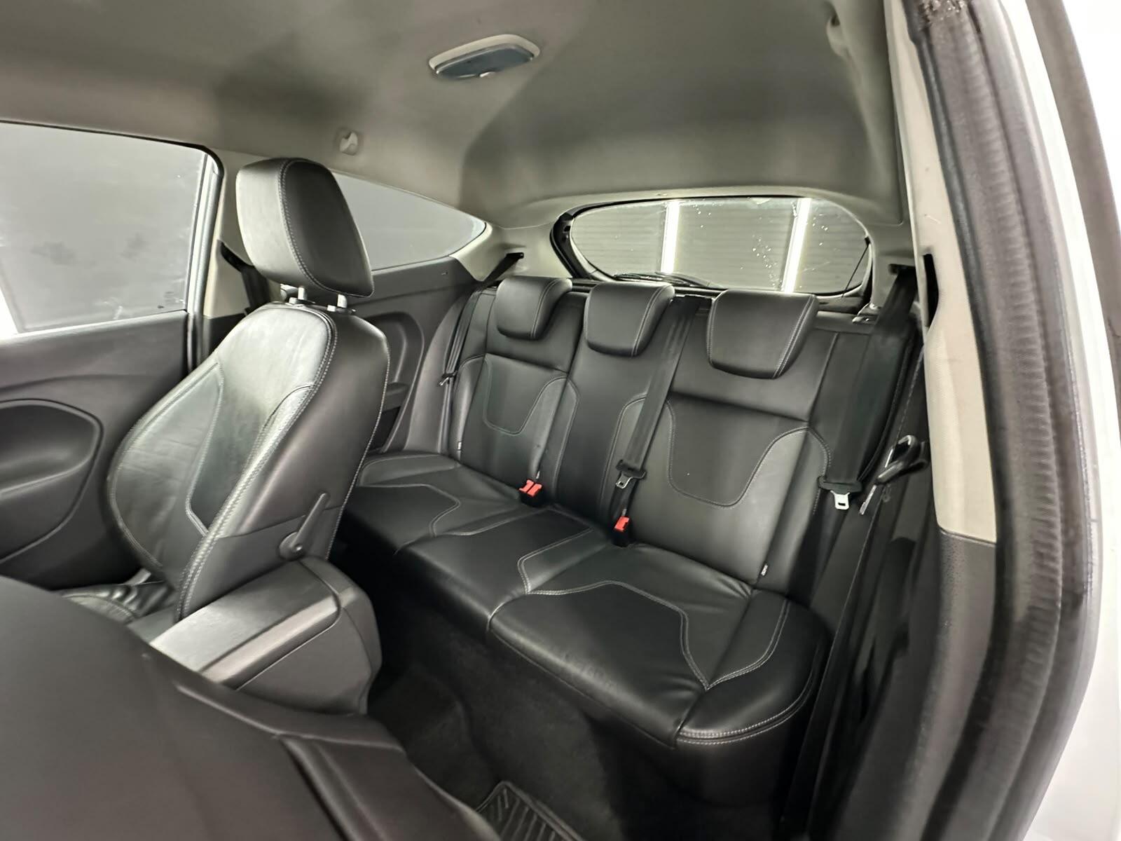 Ford Fiesta view 27